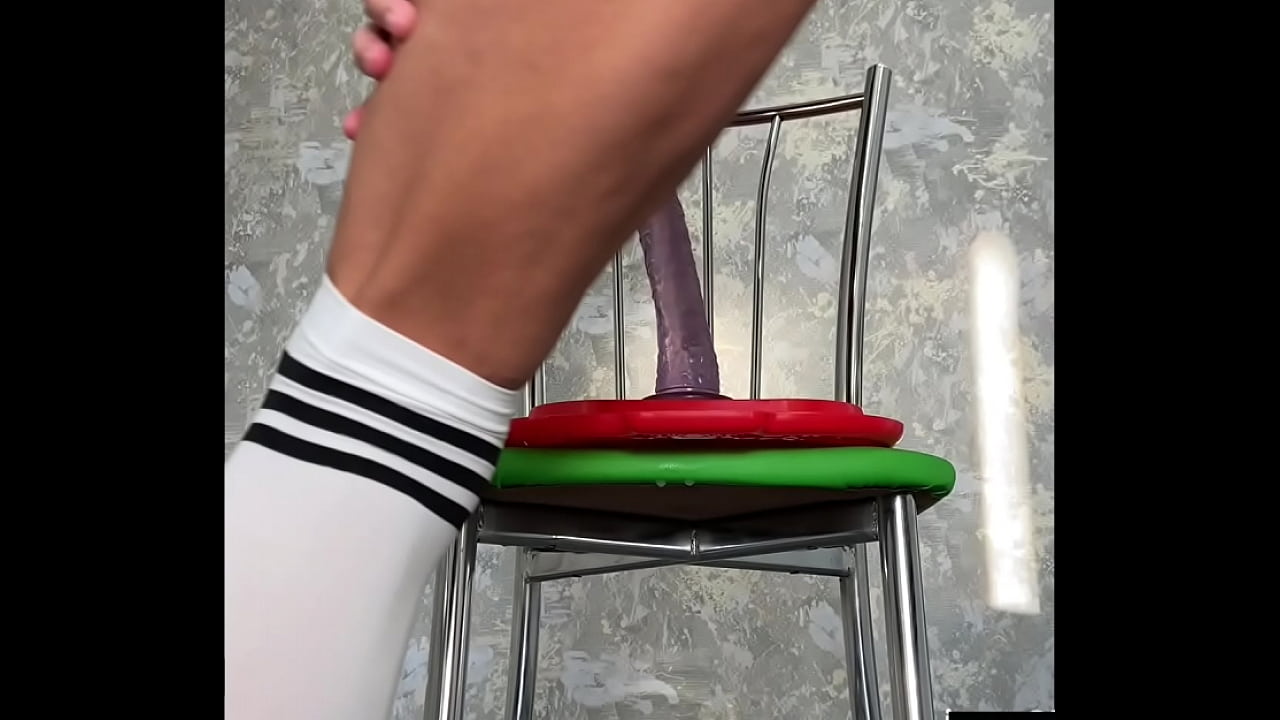 Old lady in stockings riding huge toy real orgasm