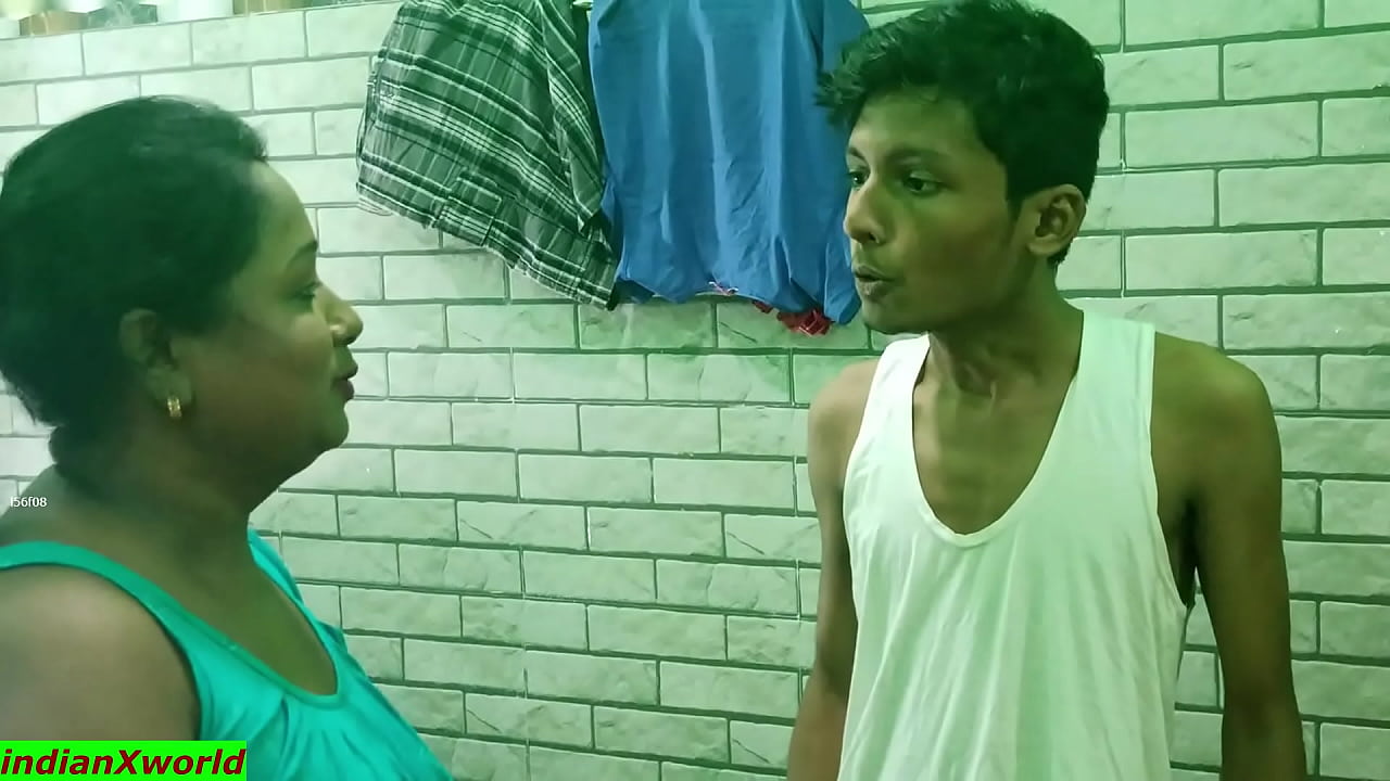 Desi teen Nokor sex with horny madam at home! Please Don't Go