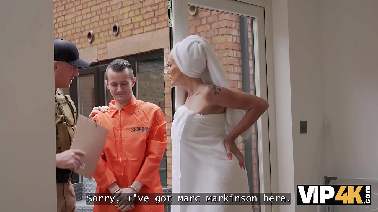 VIP4K. Blonde cougar with massive boobs was so kind to a robber