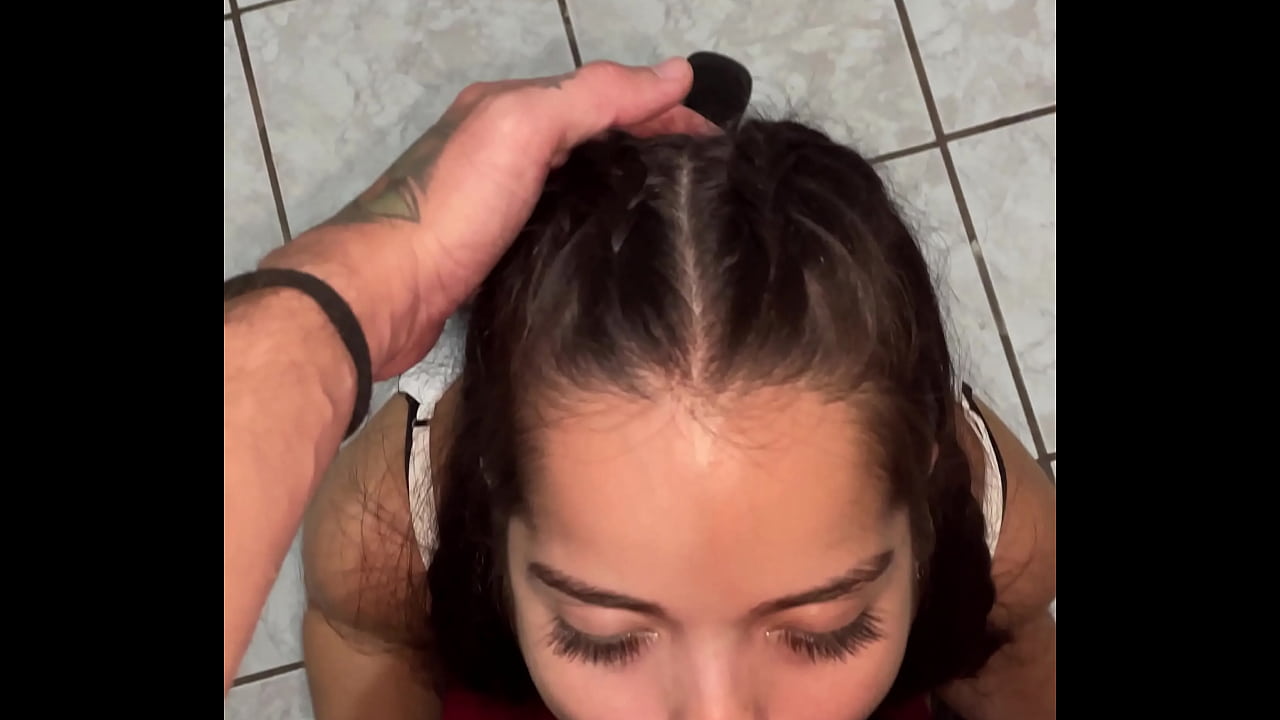 Chupando o pau veiudo do Wellington Prado at&eacute; ficar todo lambuzado pra me fuder