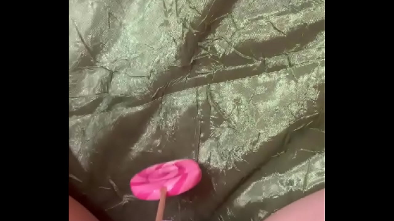 puts the candy in himself