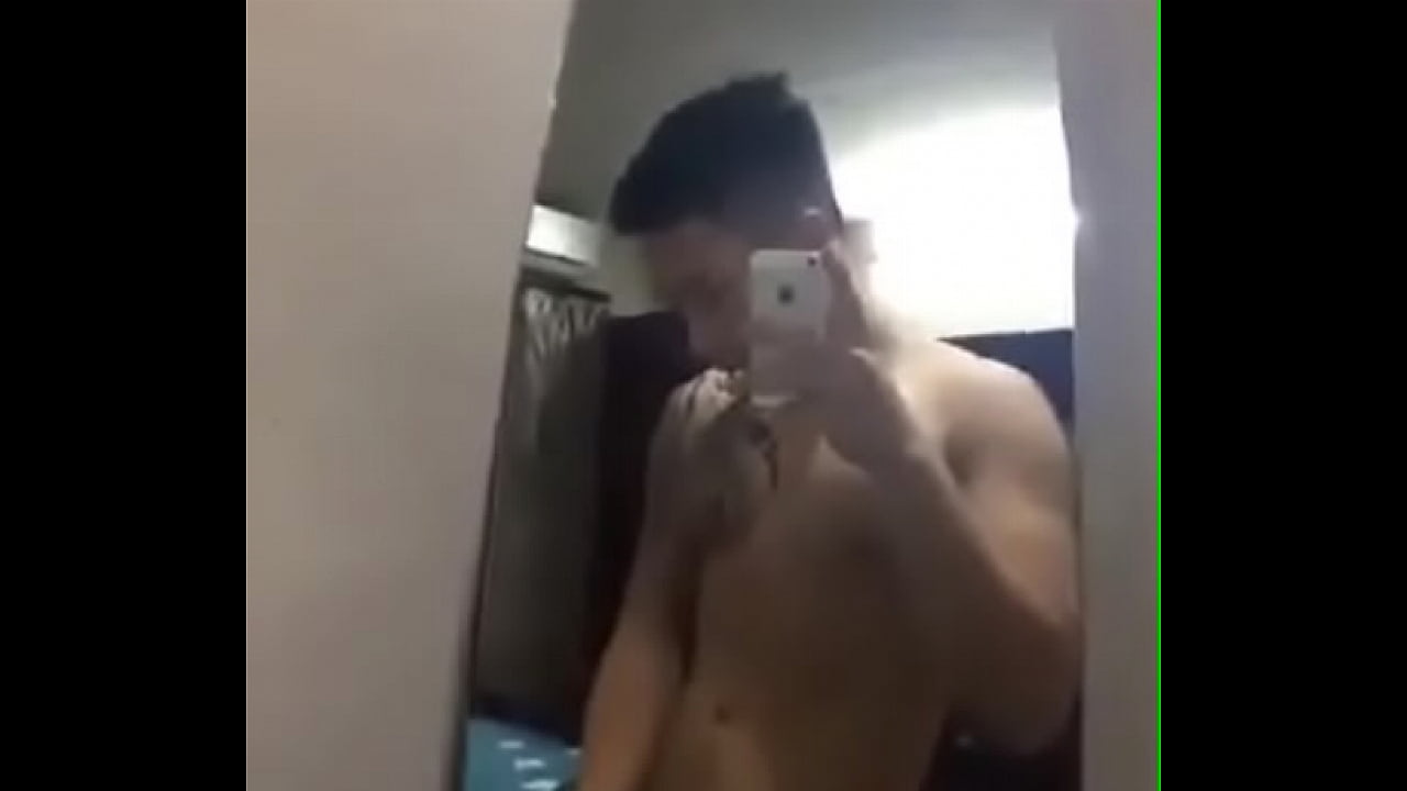 anh trai nứng đụ