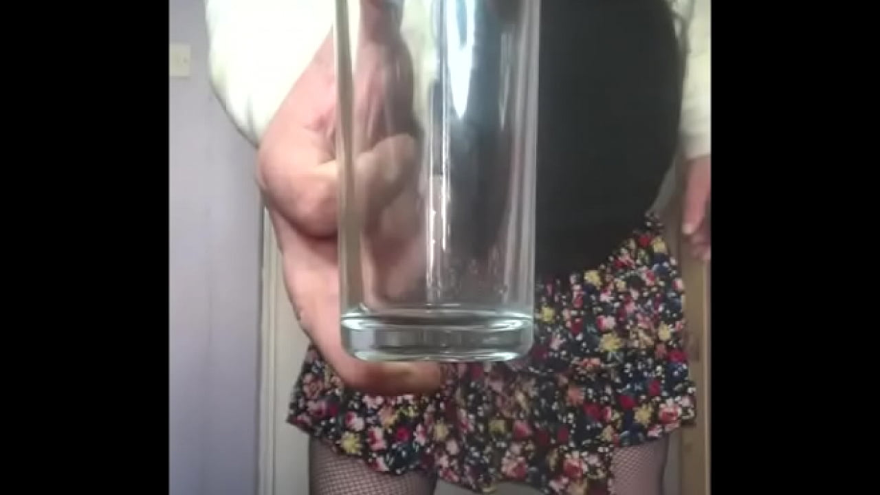 i am a pee swallower and proud to be one part 1