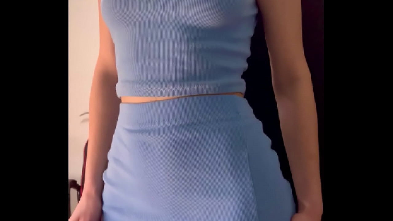 Petite student fingering - Maiskii