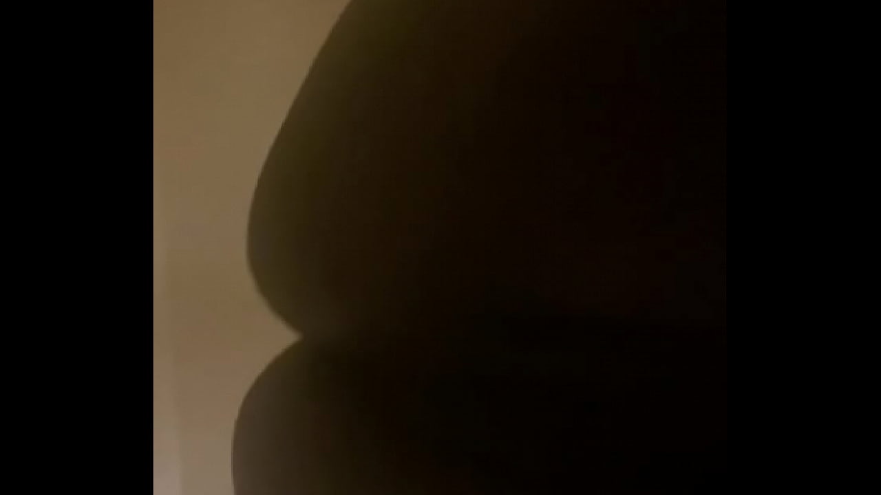 Ebony bbw bounces pussy and ass