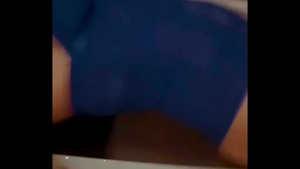 Noelia ense&ntilde;ando sus grades tetas en Instagram es asombroso