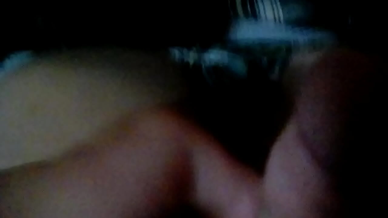 Jerkoff horny as fuck I'm single