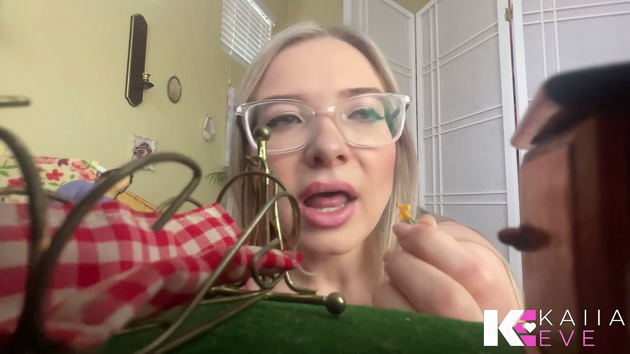 Giantess Breeder Has A Taste for Destruction & Tiny Crys