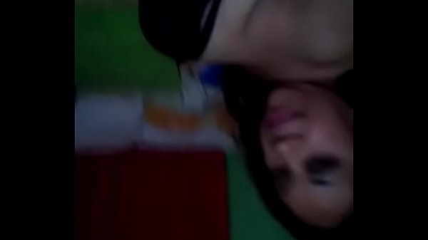 Mojadita quiere pinga !!