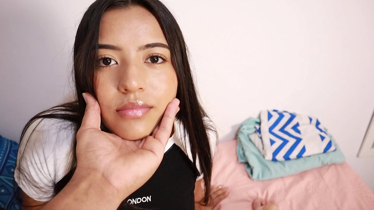 mi vecina recibe mi leche en su co&ntilde;o