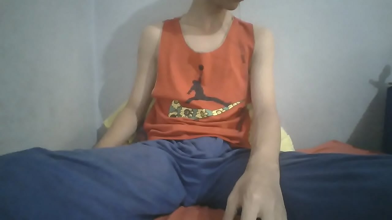 Me masturbo cuando miro porno