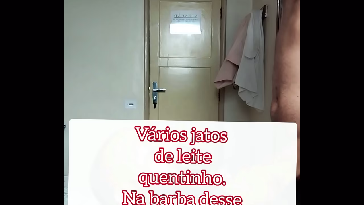 Tioz&atilde;o famoso virou putinha na cabe&ccedil;a do meu Pau e quase pediu arrego ( Pr&eacute;via)