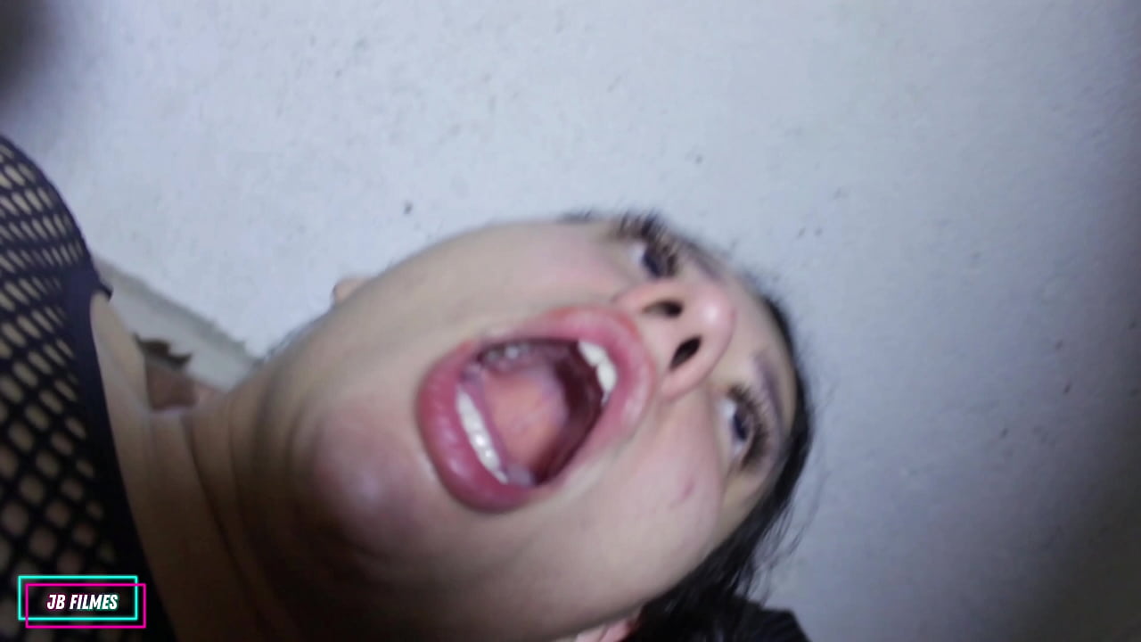 QUERO SENTIR SEU PAU ENCHENDO O MEU C&Uacute; DE PORRA