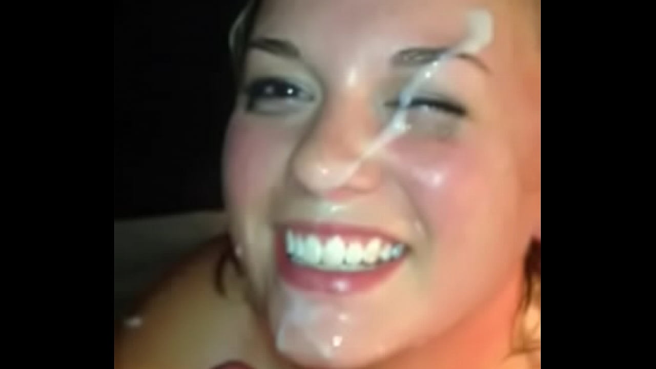 Gritando su leche en la cara