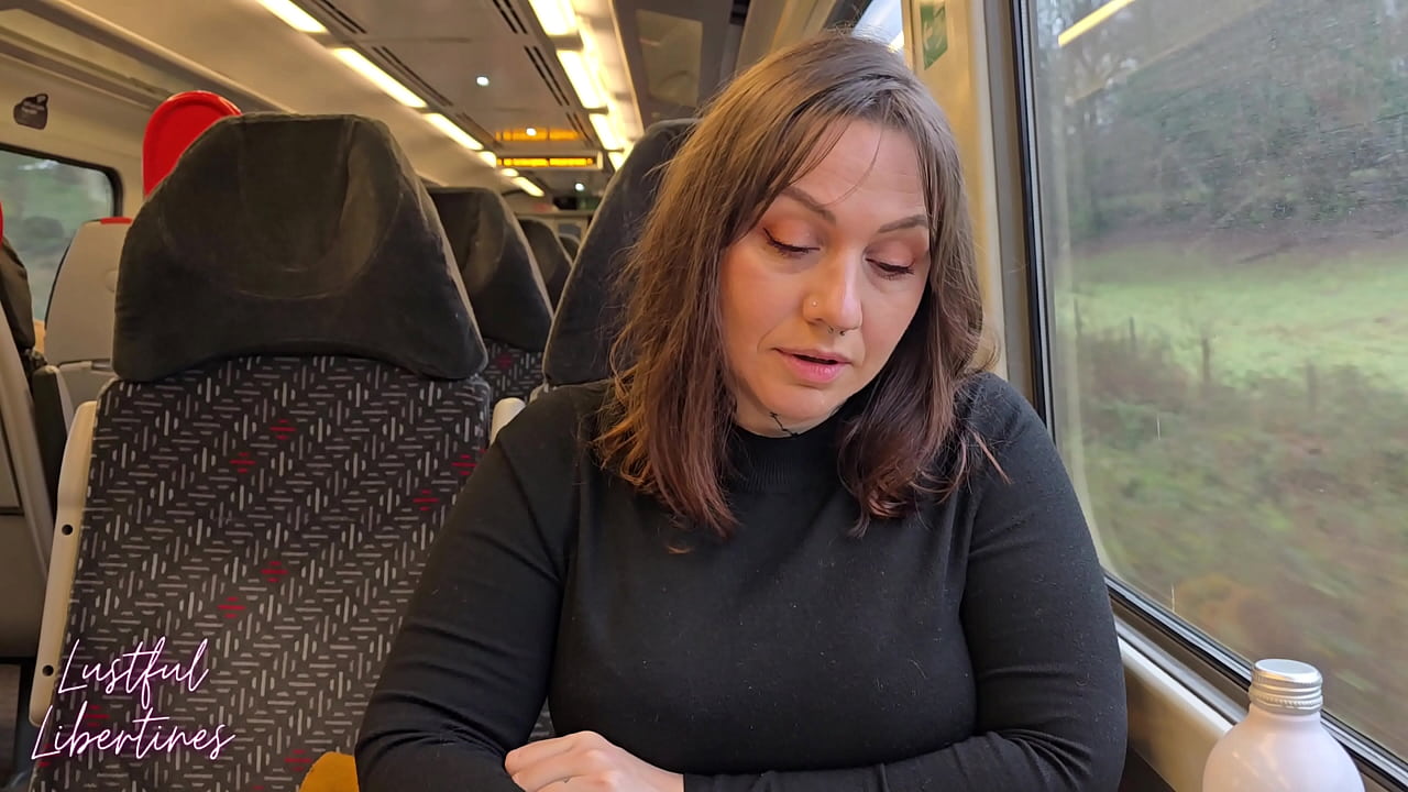 Sharing a bed with seductive mature mild stepmom