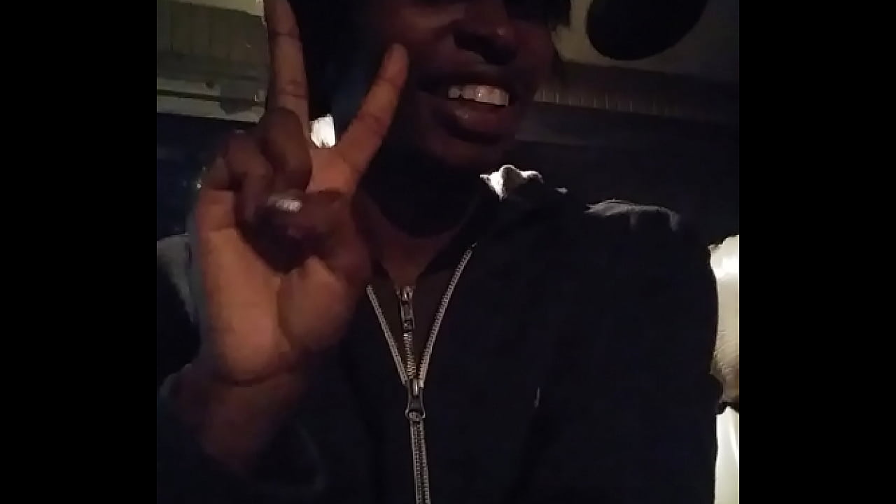 Tristina Millz driving in car xxxxxxxxxxxxxx