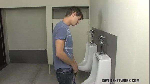 Two twinks fucking in a classroom