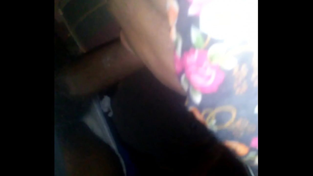 Sexy.Black Akelly Giving Head outside