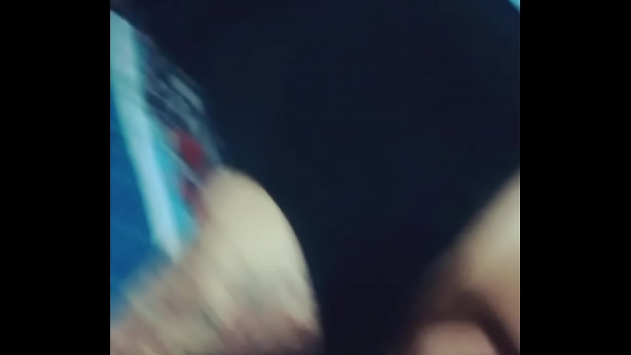 Ruiva safada chupando pau gostoso