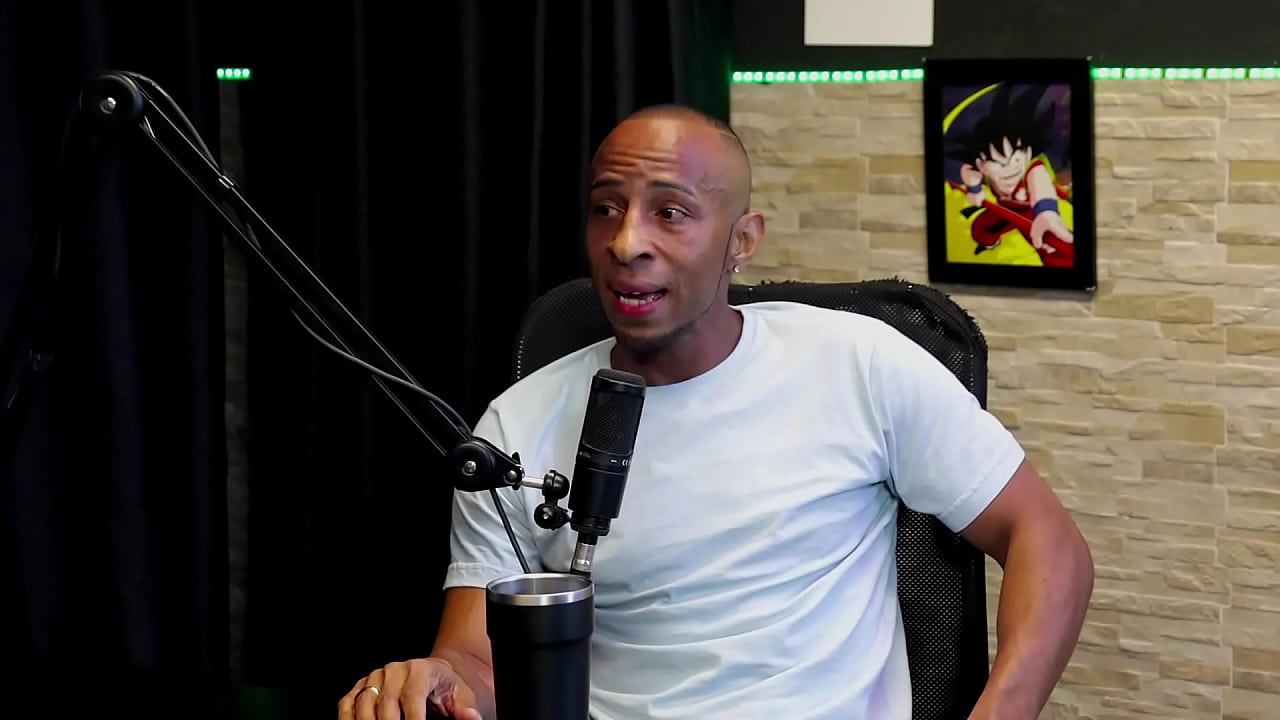 Procura fazer seu trabalho respeitando, comentou sobre uso de rem&eacute;dios, e em uma cena de gang bang... - Negro Top Oficial (WATCH ON: SHEER/RED)