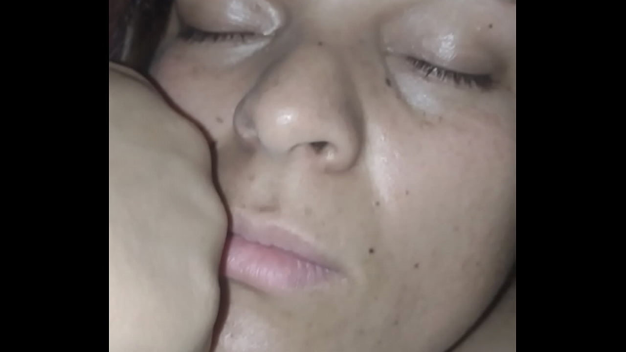 Las tetas gigantescas de mi gordibuena