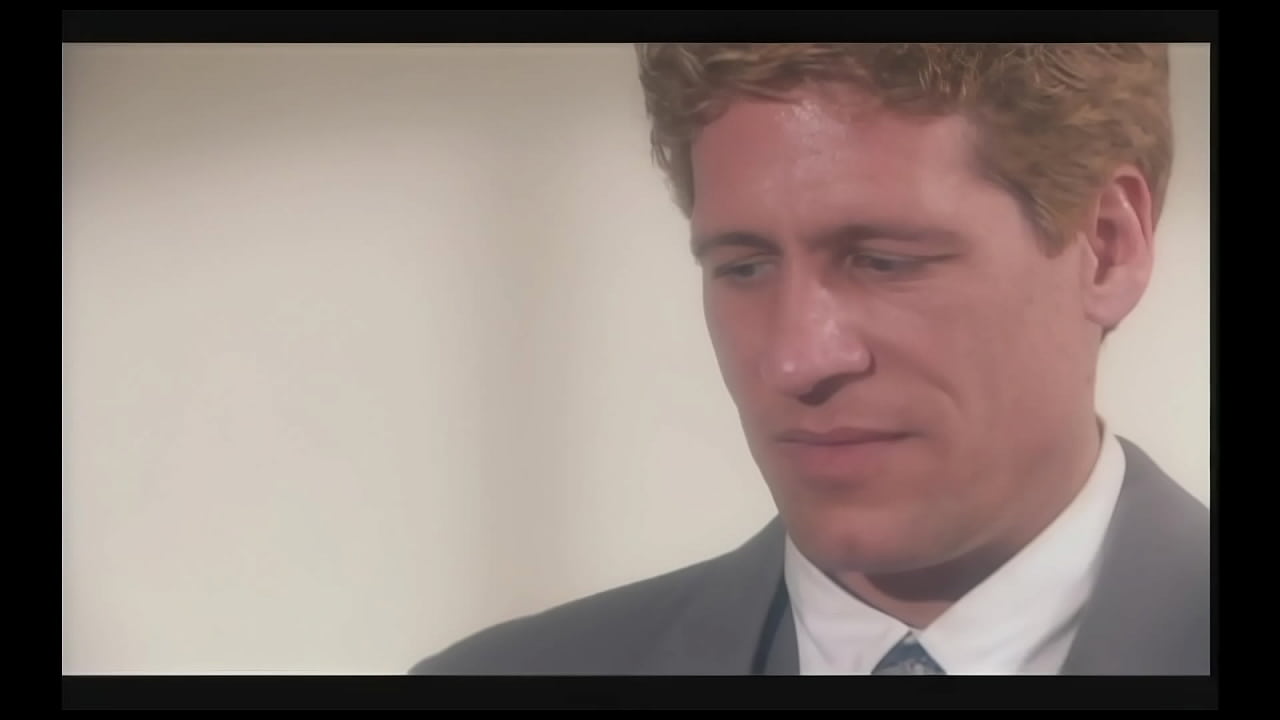 Watch her legpress her man over and over as he forces his way back down between her pussy...