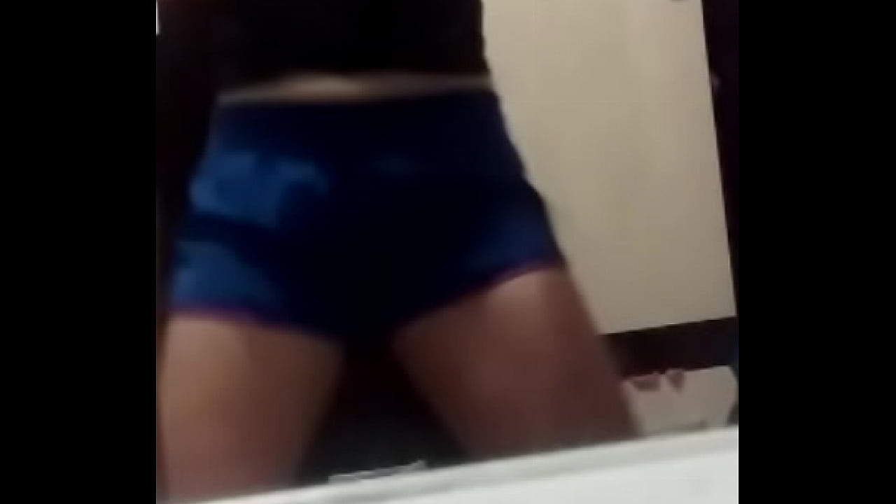 novinha dan&ccedil;a steam safada gostosa