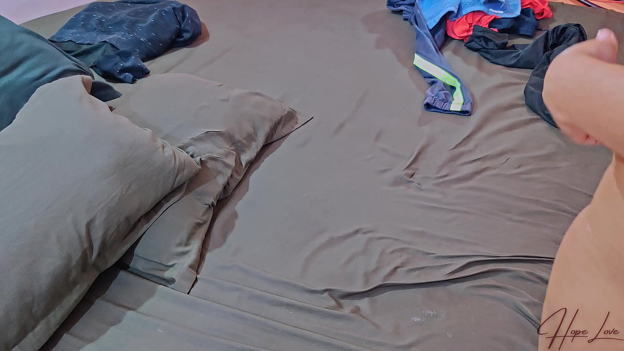 Hot Malaysian Young Wife Having Affair When Her Husband Goes To Work.