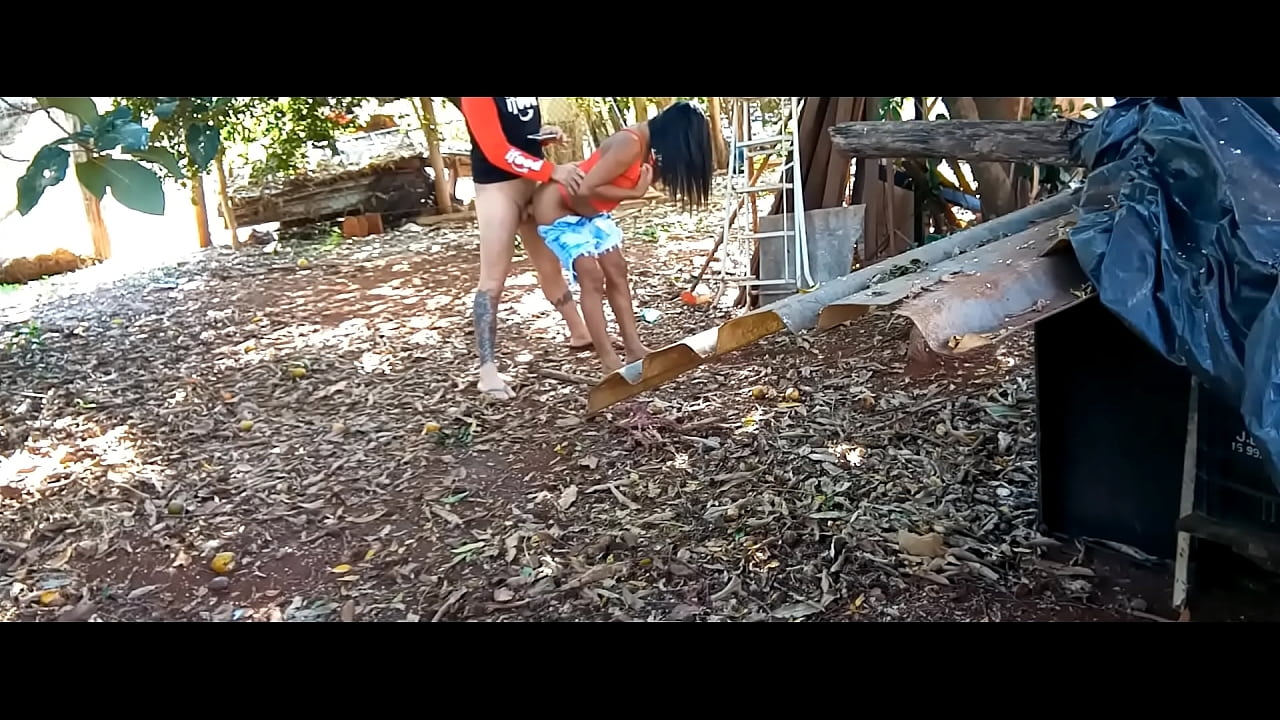 bem forte meu pal entrava rasganu na GAROTA gritanu