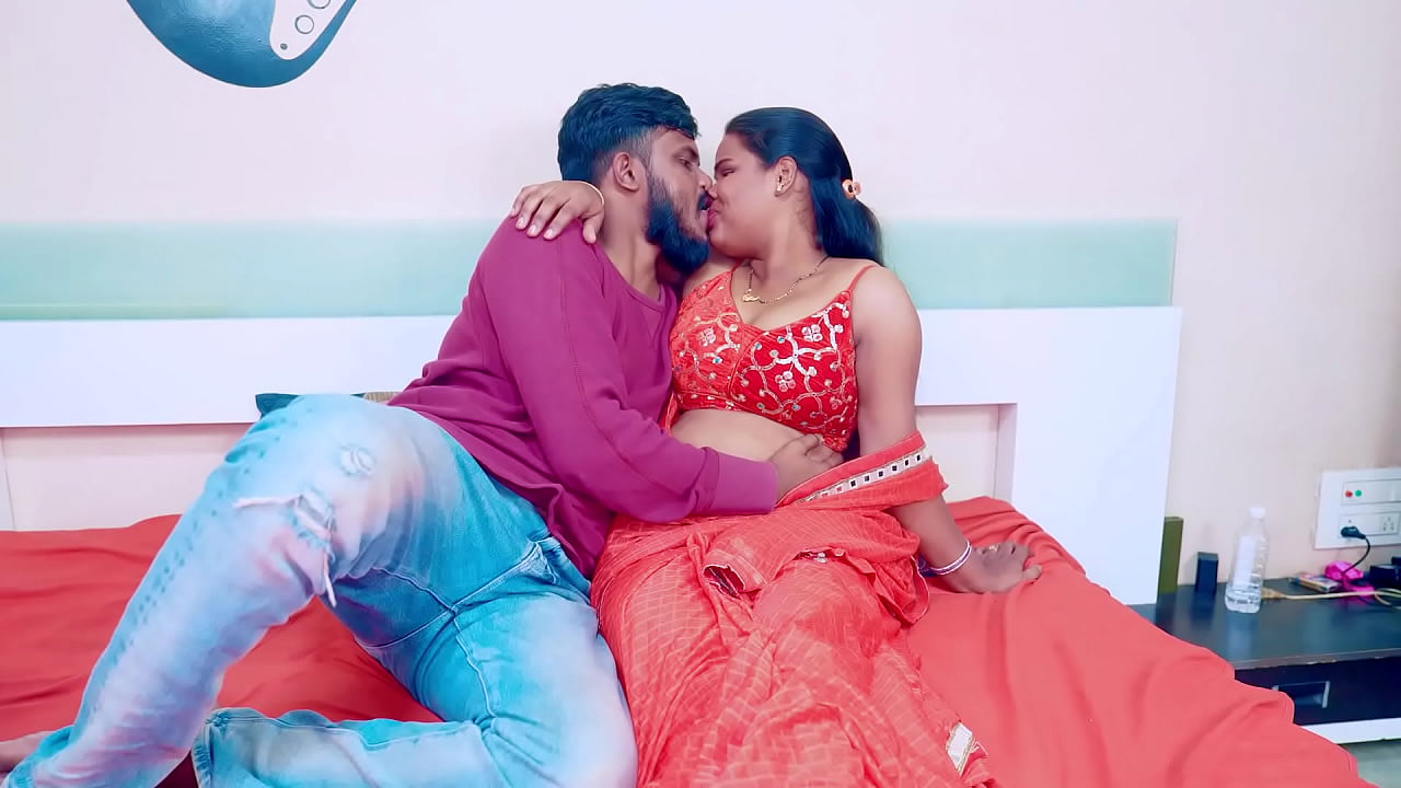 Stepfather fall in love with her newly married bahu