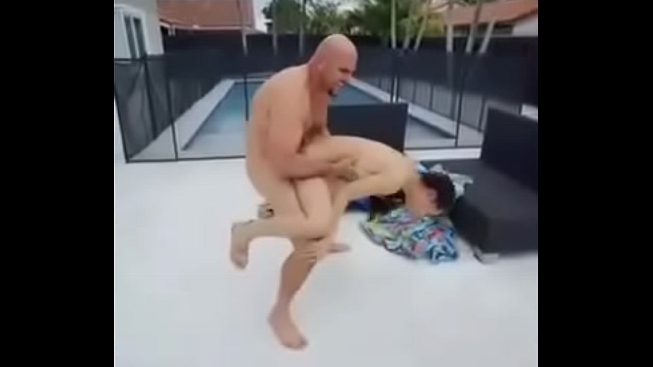 अरे धीरे डालो गान्ड फ़ाड़ दी