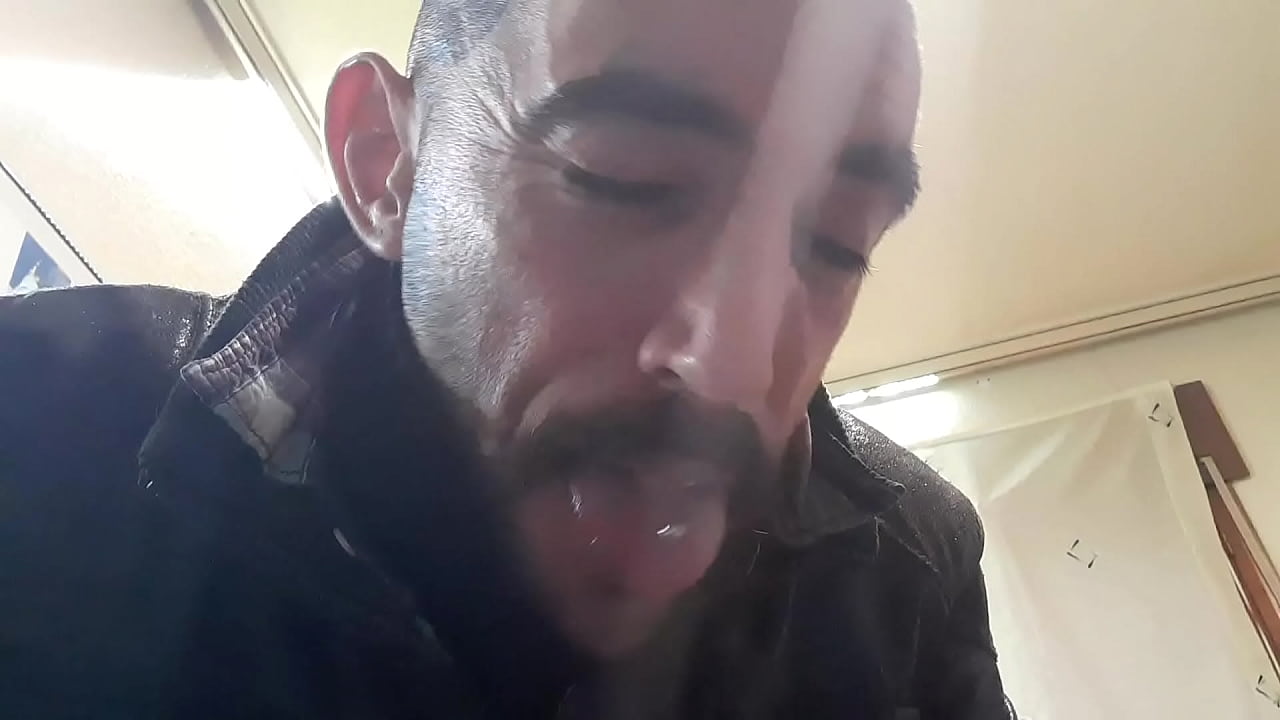 Melvin C gay masturbaci&oacute;n. Dando le&ntilde;a al poll&oacute;n.