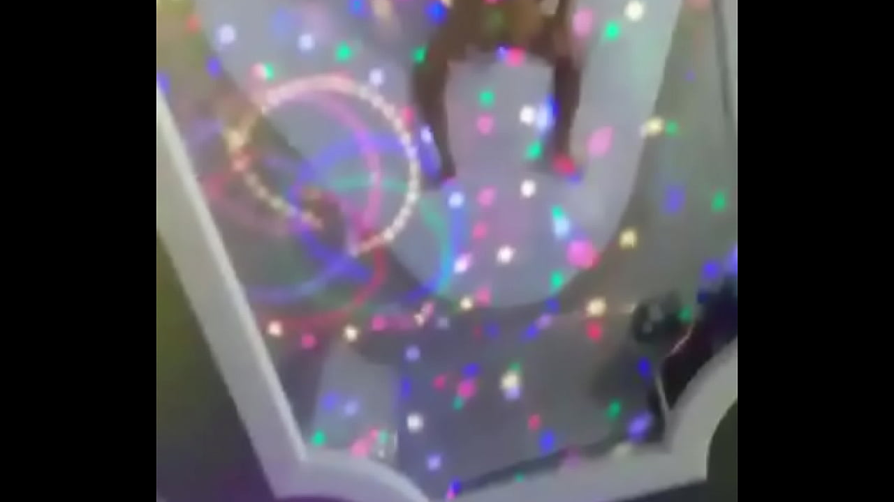 Adoro dar pro meu moreno muito Safado! Gozando linda safada ninfeta bucetuda!