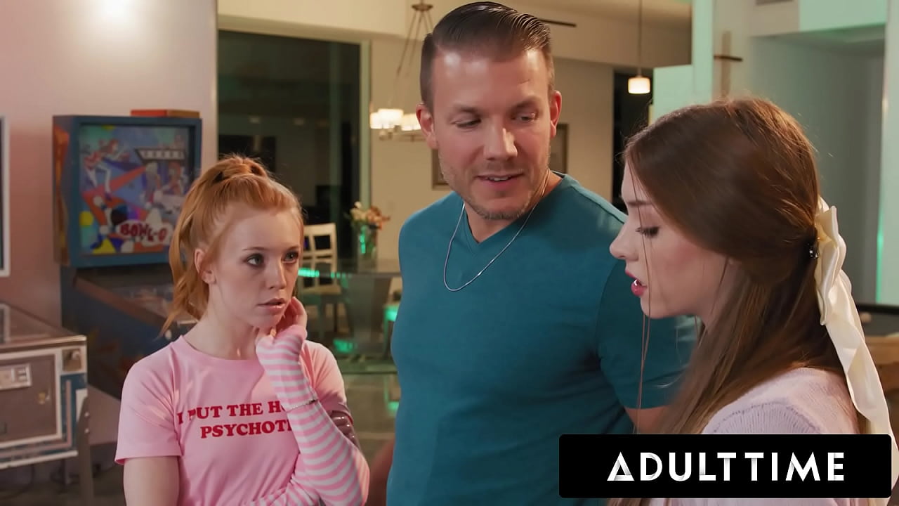 Lucky College RA Tries Threesome With Horny Collegegirls