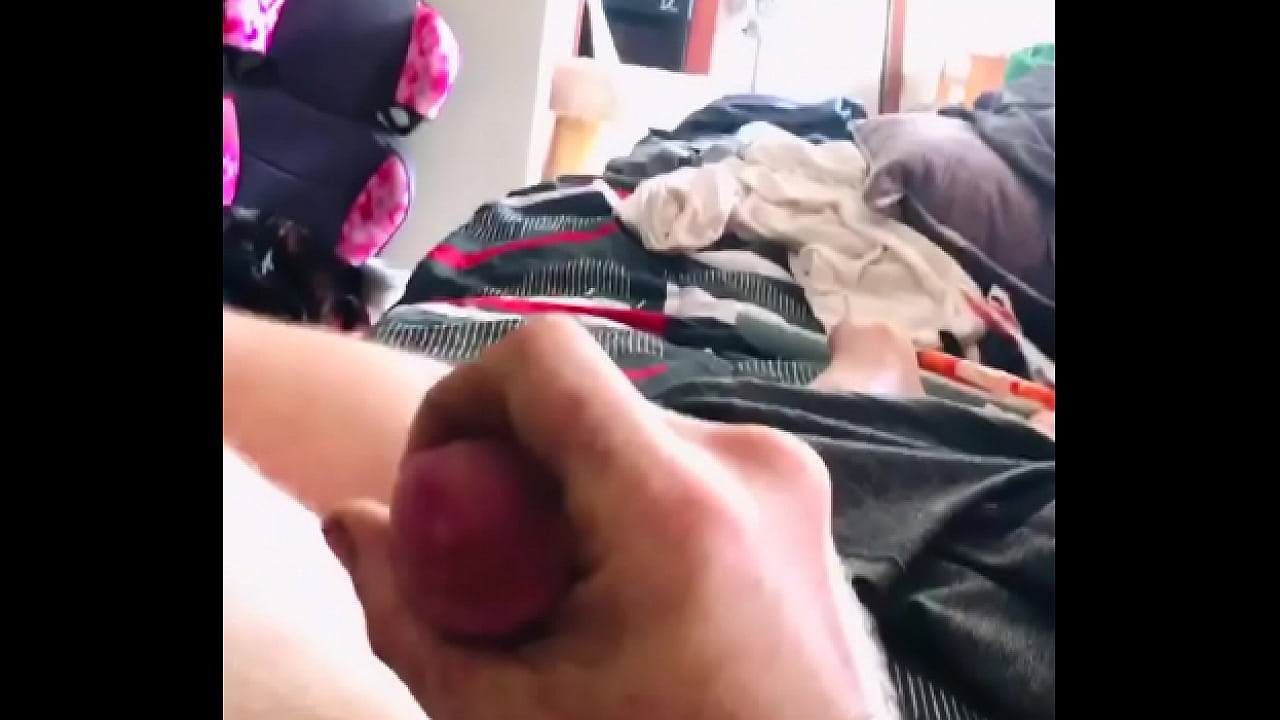 White cock jacks off j/o big cum