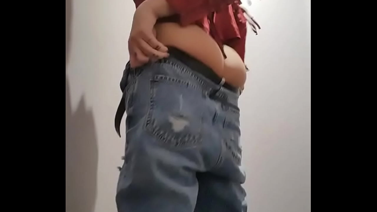 Qui r&ecirc;ve d'&ecirc;tre un jean? Je remballe tout apr&egrave;s ma soir&eacute;e bowling ! Si tu ...