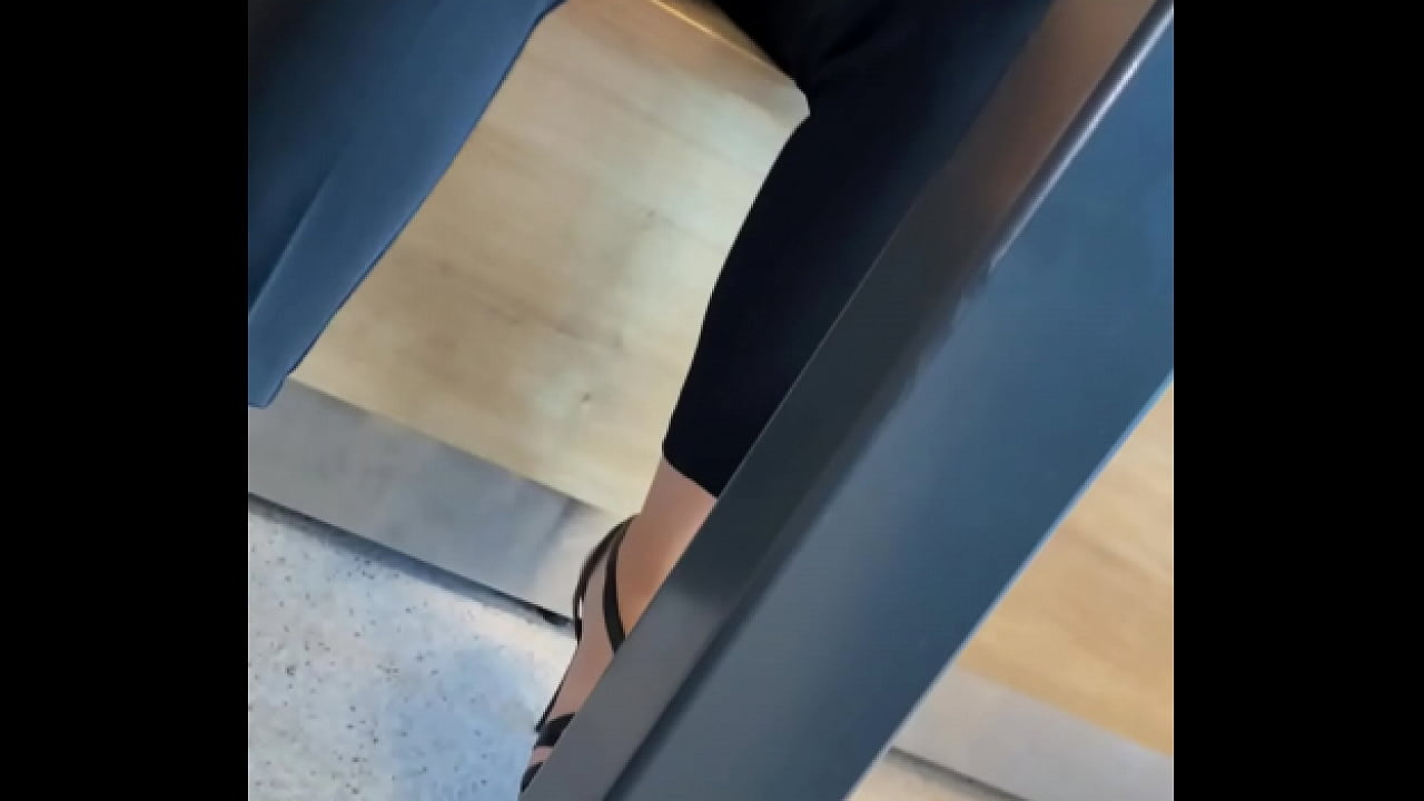 Приятные брючки с ножками