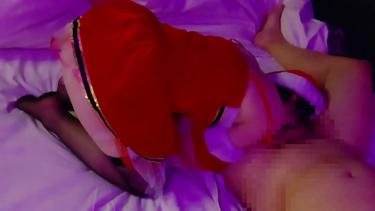 クリスマスコスプレのかわいい女の子の舌使いがエロすぎる たまらずマンコにしゃぶりつく 素人撮影 中出し フェラ オーガズム