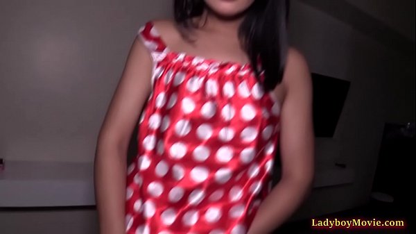 Young Thai shemale Meme rides raw dick