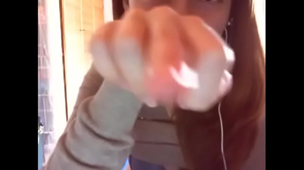 Sei pronto a farti dominare e maltrattare da me? Vieni a vedermi porco non vedo l'ora