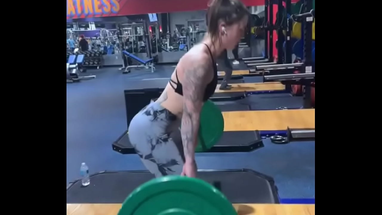 RDLs to build the booty