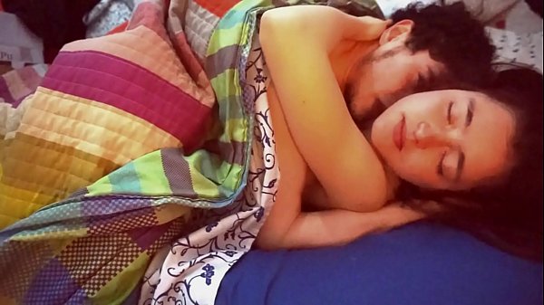 Sexo rom&aacute;ntico con mi novio en casa!!! Hacemos el amor!!!