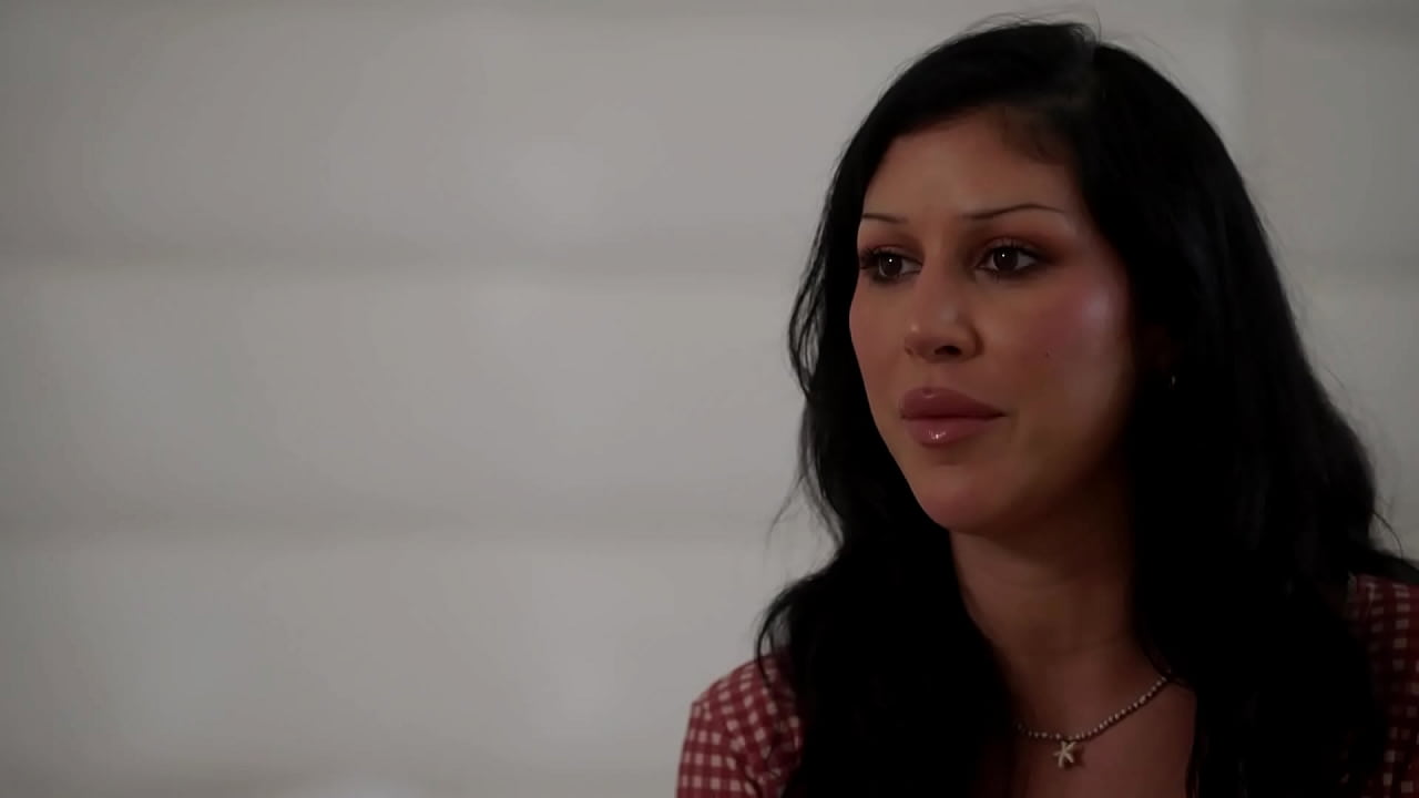 Delectable Cuties Queenie Sateen & Jane Wilde Get a Good Taste For Each Other's Vaginas