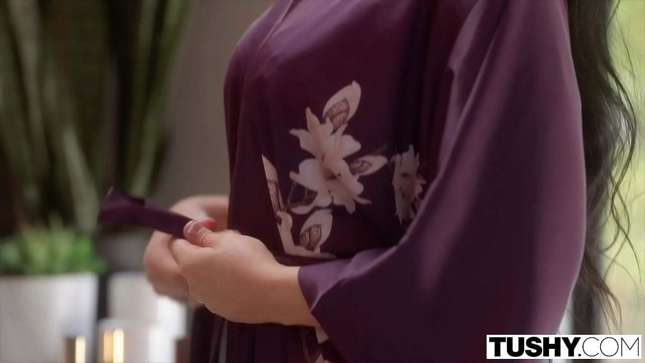 TUSHY Luscious fulfills her anal desires