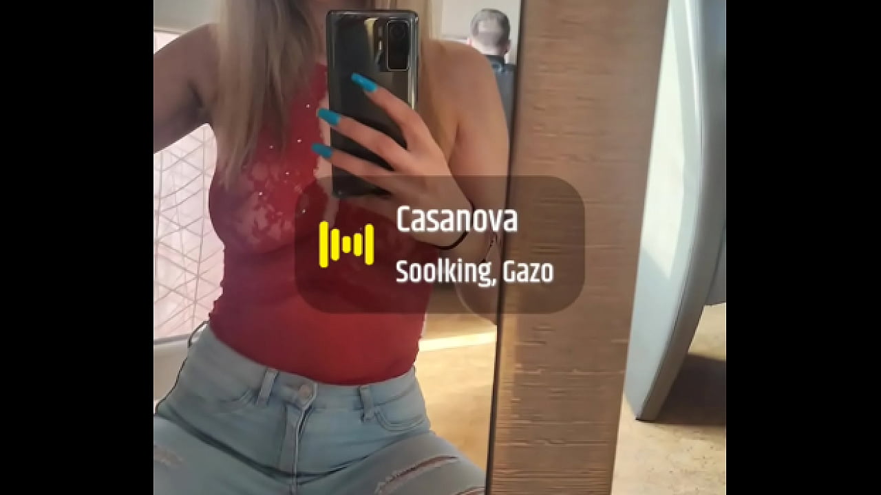 Hello mes amour aujourd'hui je suis de bonne humeur je me pr&eacute;pare en musique et...