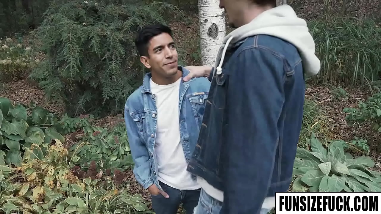 Twink Milo Miles loves getting manhandled by his boss Bob Knight