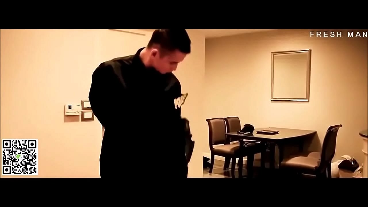 Hot Muscle Straight Boy Strip For Gay Eyes