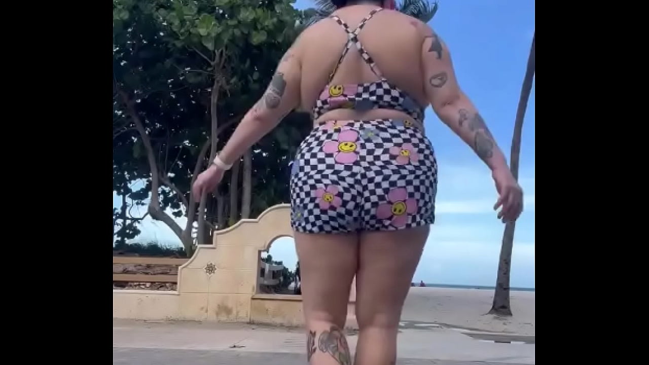 Would you say hi if you saw me walking on the boardwalk?