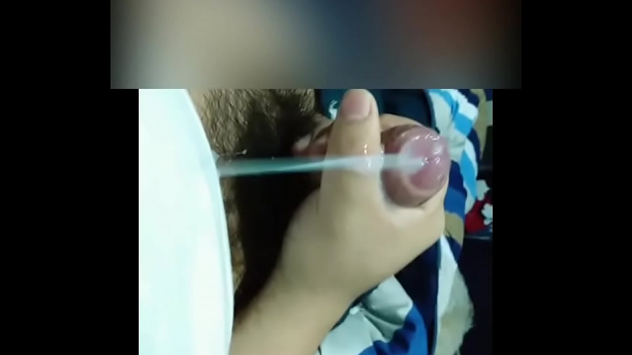 Me masturbo y me grabo