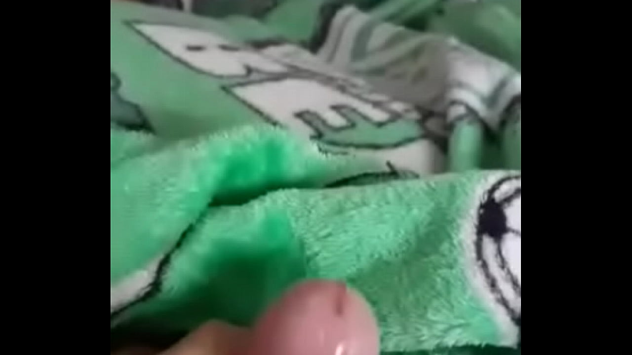 Pene mediano, baboso,, corto